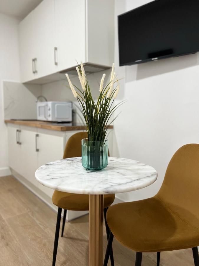Crysoyle Apartment Barcelona Next To Camp Nou Оспиталет-де-Льобрегат Экстерьер фото