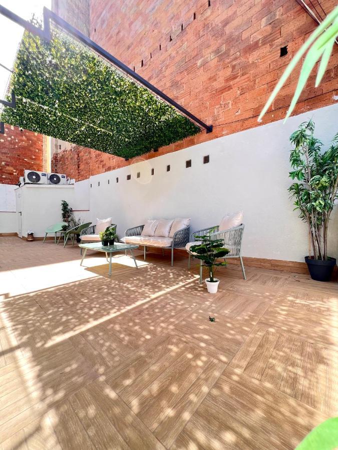 Crysoyle Apartment Barcelona Next To Camp Nou Оспиталет-де-Льобрегат Экстерьер фото